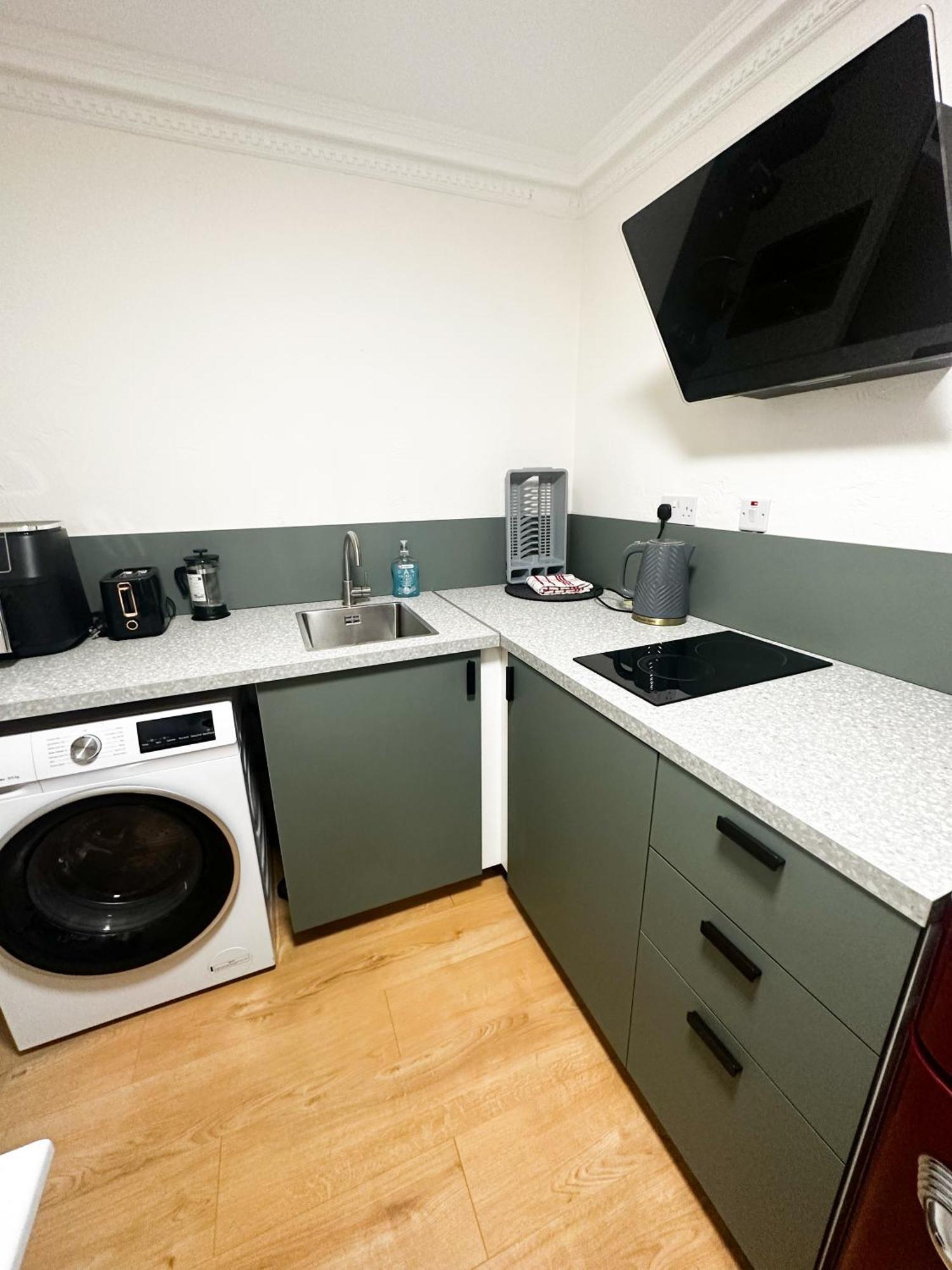 Flat 3 Stay In Aldgate Apartments Лондон Экстерьер фото